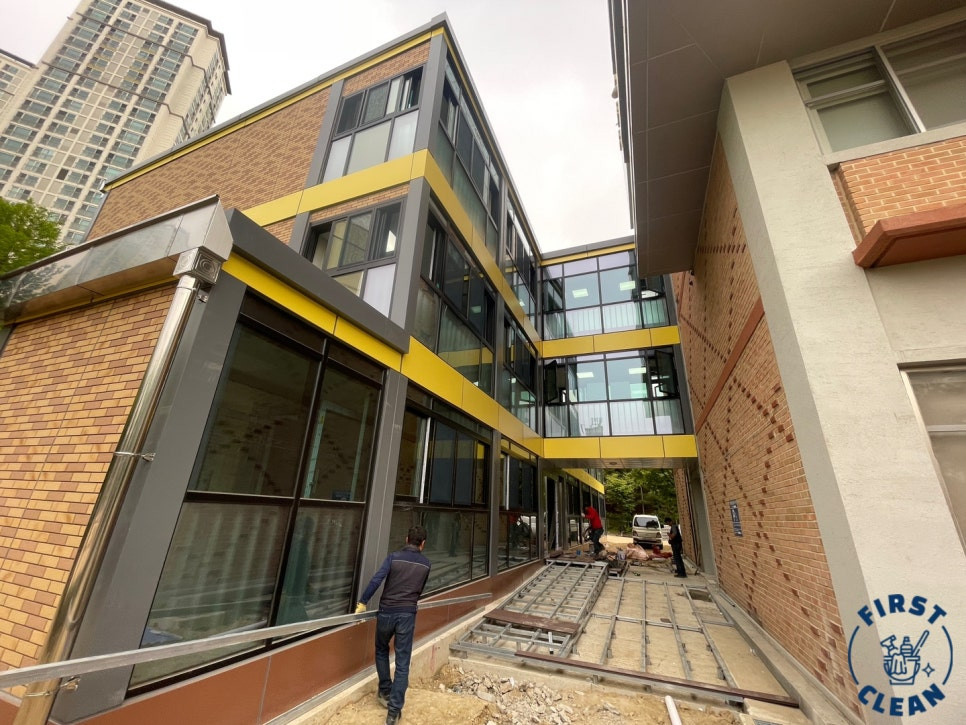 화성유리창청소